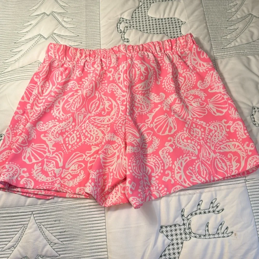 Lilly Pulitzer Pink & White Beach Patterned Shorts/Skort-00(see measurements) - Picture 2 of 9